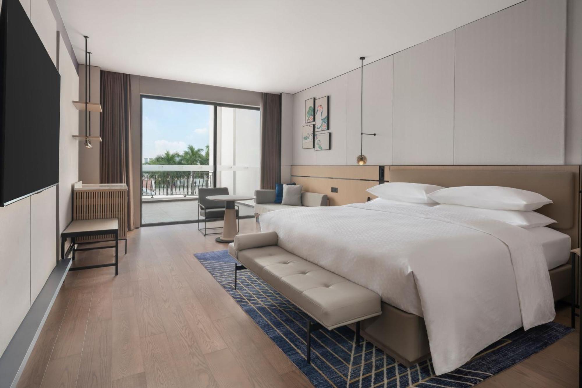 Four Points By Sheraton Yangjiang City Center Экстерьер фото