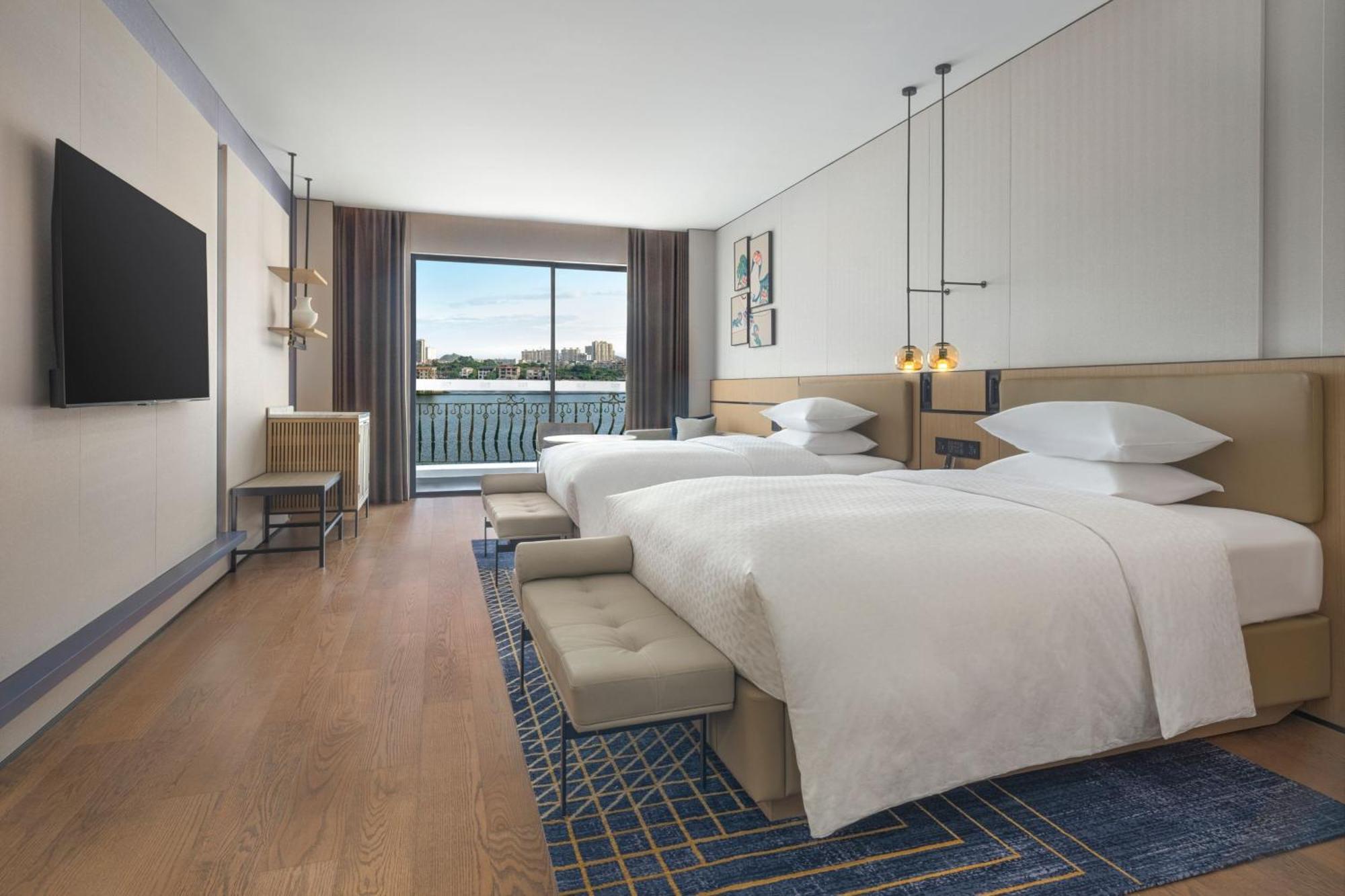 Four Points By Sheraton Yangjiang City Center Экстерьер фото