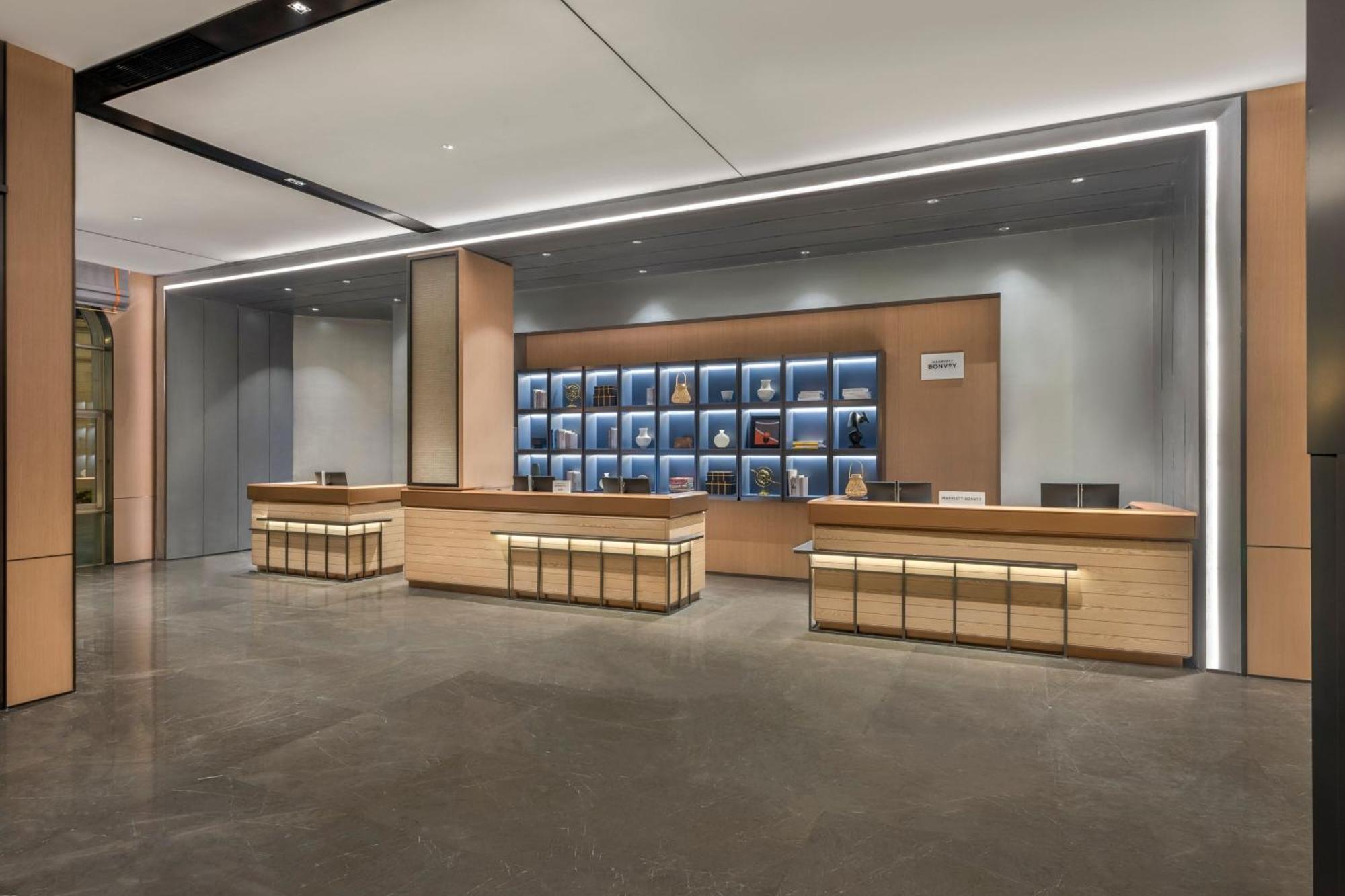 Four Points By Sheraton Yangjiang City Center Экстерьер фото