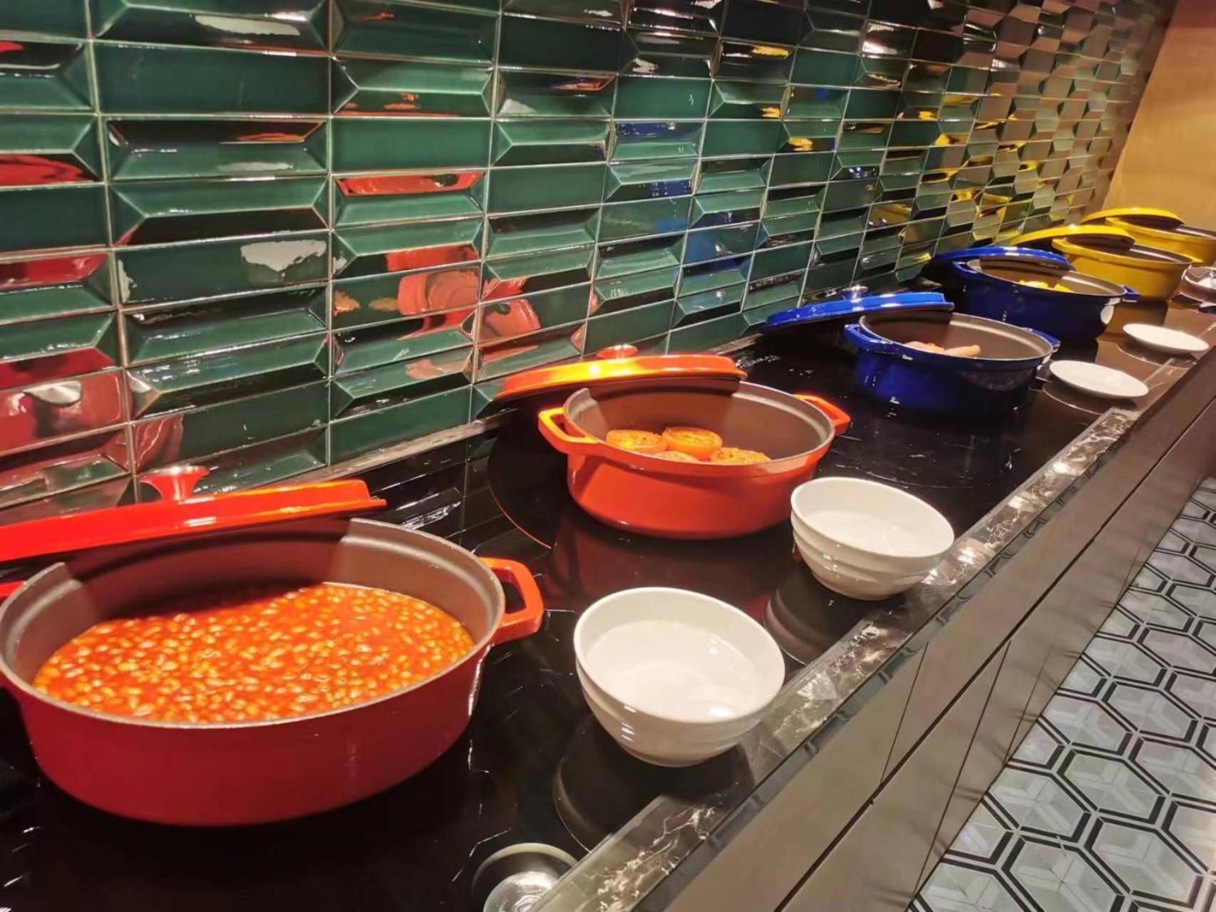 Four Points By Sheraton Yangjiang City Center Экстерьер фото