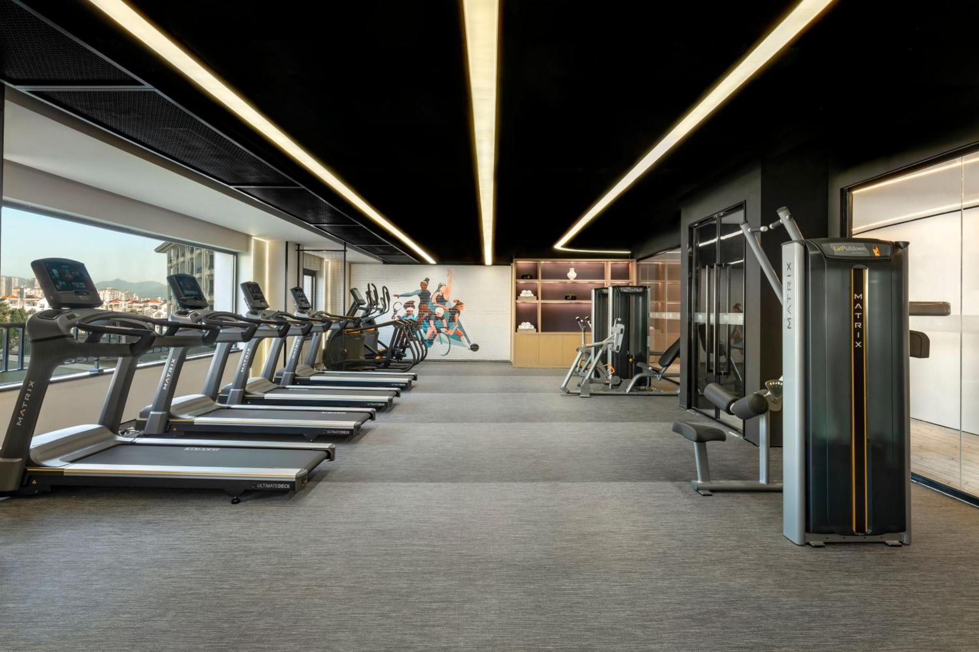 Four Points By Sheraton Yangjiang City Center Экстерьер фото