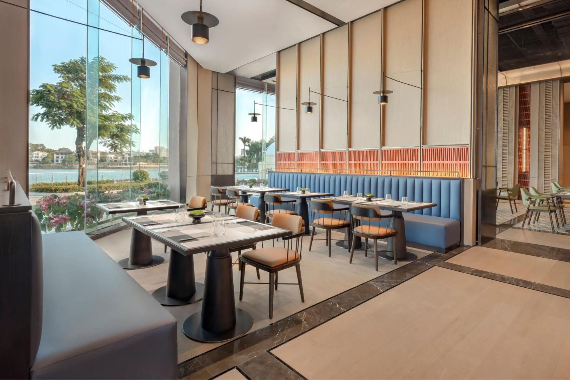 Four Points By Sheraton Yangjiang City Center Экстерьер фото