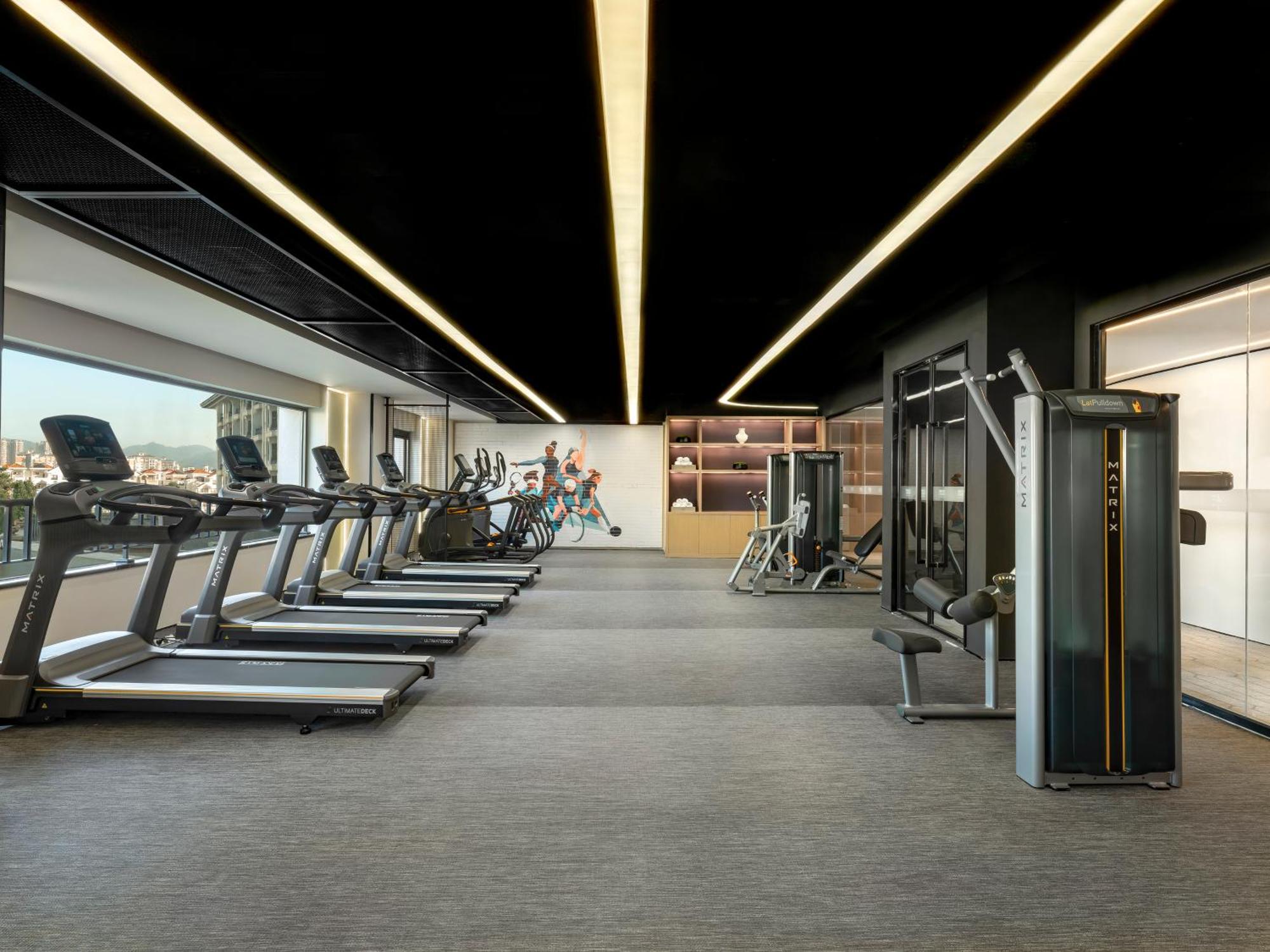 Four Points By Sheraton Yangjiang City Center Экстерьер фото