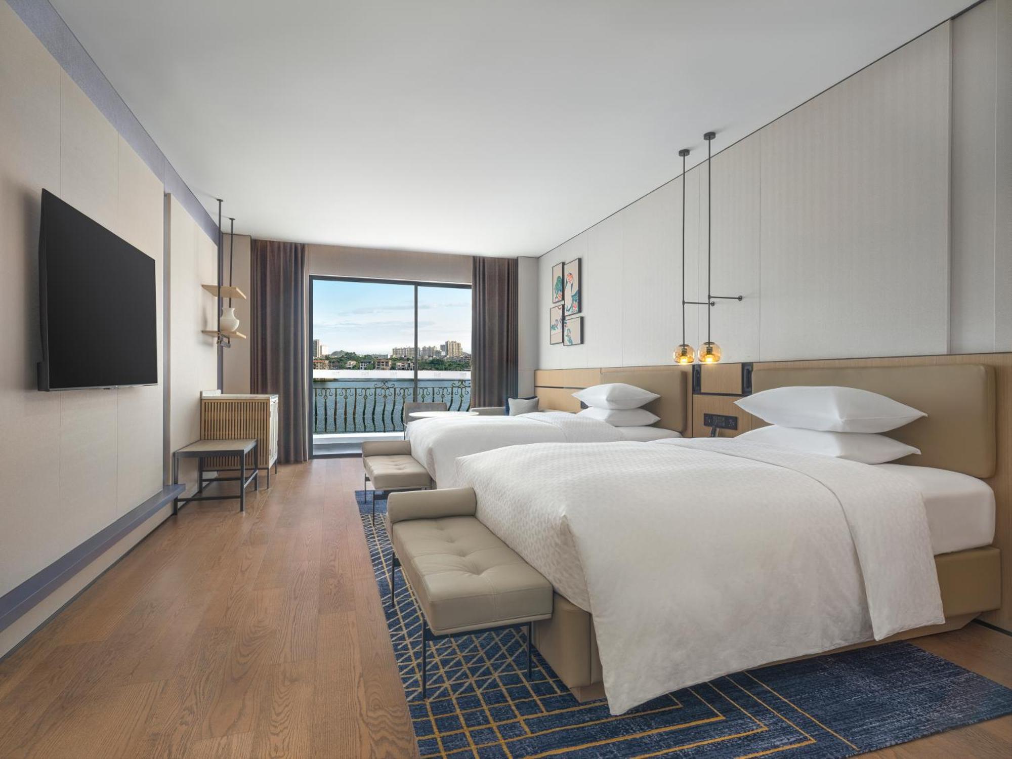Four Points By Sheraton Yangjiang City Center Экстерьер фото
