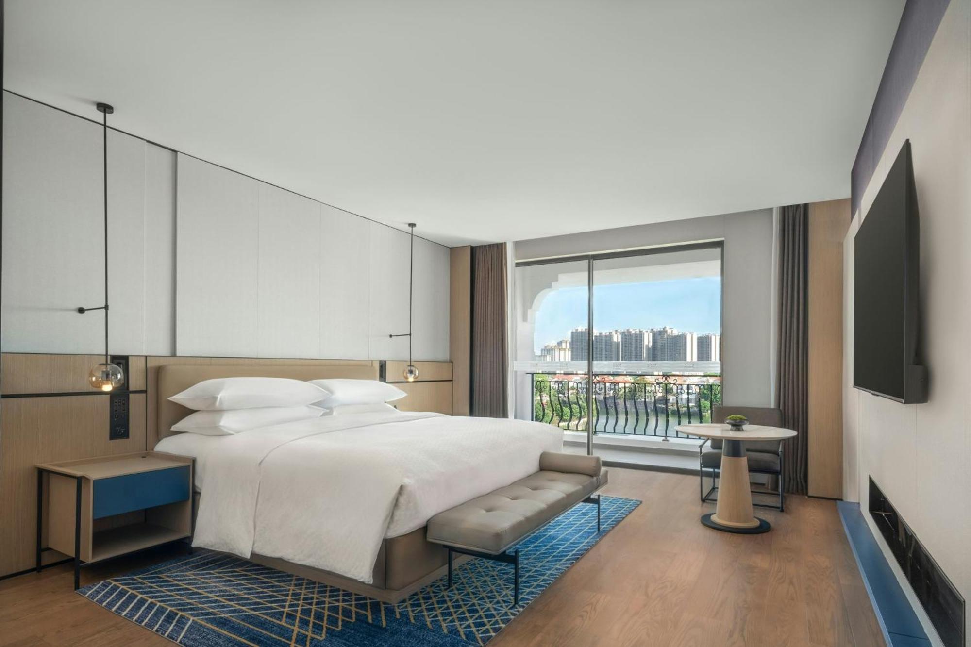 Four Points By Sheraton Yangjiang City Center Экстерьер фото